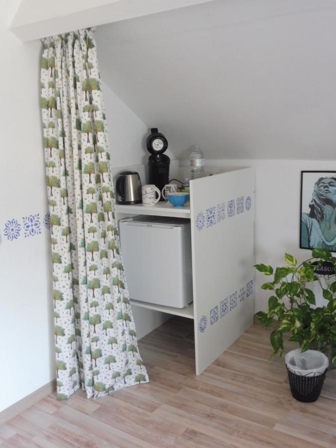 La Lustinoise Bed & Breakfast Ngoại thất bức ảnh